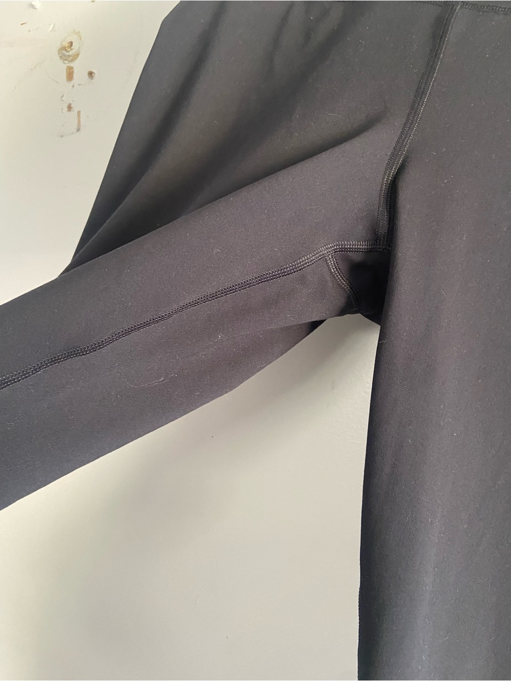Yogalicious Lux Black Leggings - Picture 4 of 5